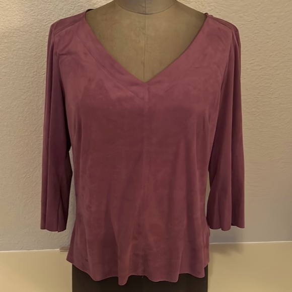 Max Studio Ultrasuede vneck top size M - Picture 3 of 6